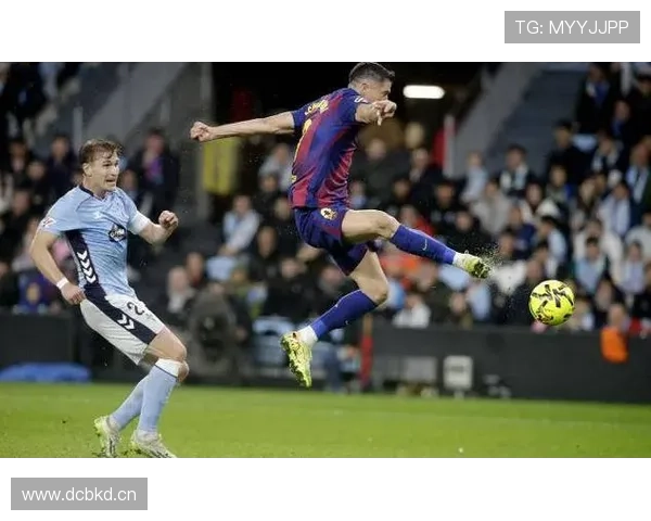 加盟巴萨后第二次，莱万前7轮西甲已经打进7球